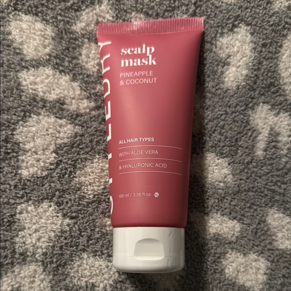 Pink and White Hair Treatment Mask for Ultimate Nourishment
